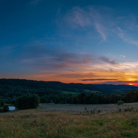Rezydencja Bukowy Dwor Czarna  Esterno foto